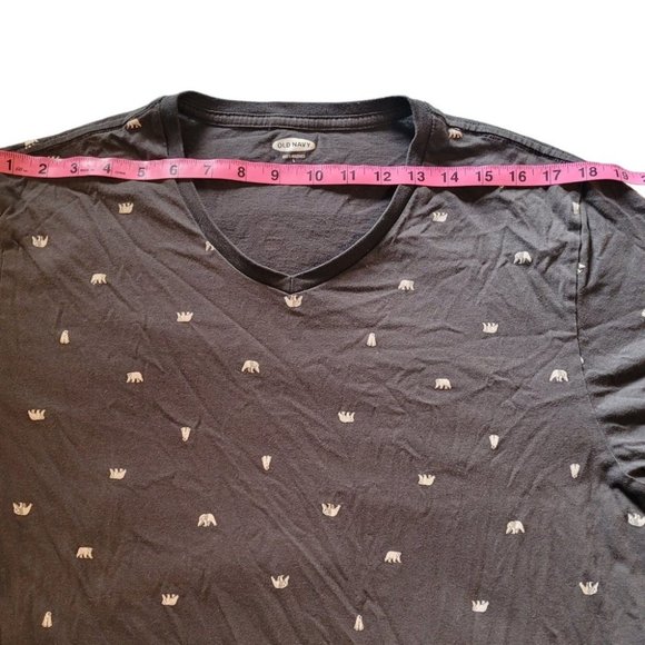 Large Old Navy Soft Washed Polar Bear Shirt - Picture 4 of 8